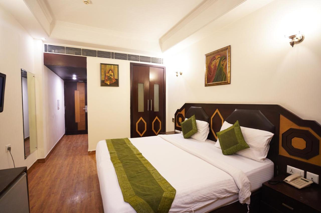 Airport Hotel Grand, New Delhi Nova Deli Exterior foto