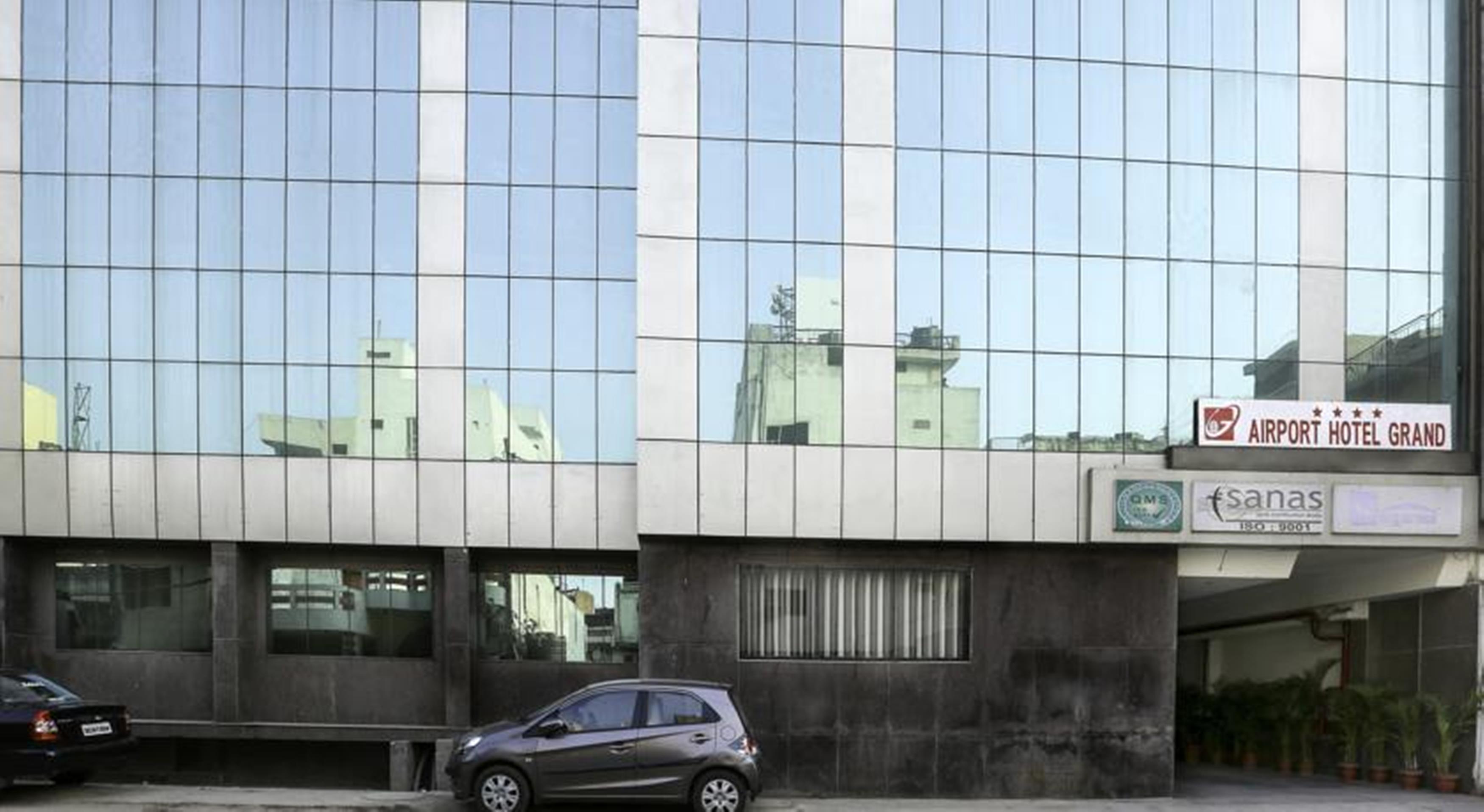 Airport Hotel Grand, New Delhi Nova Deli Exterior foto