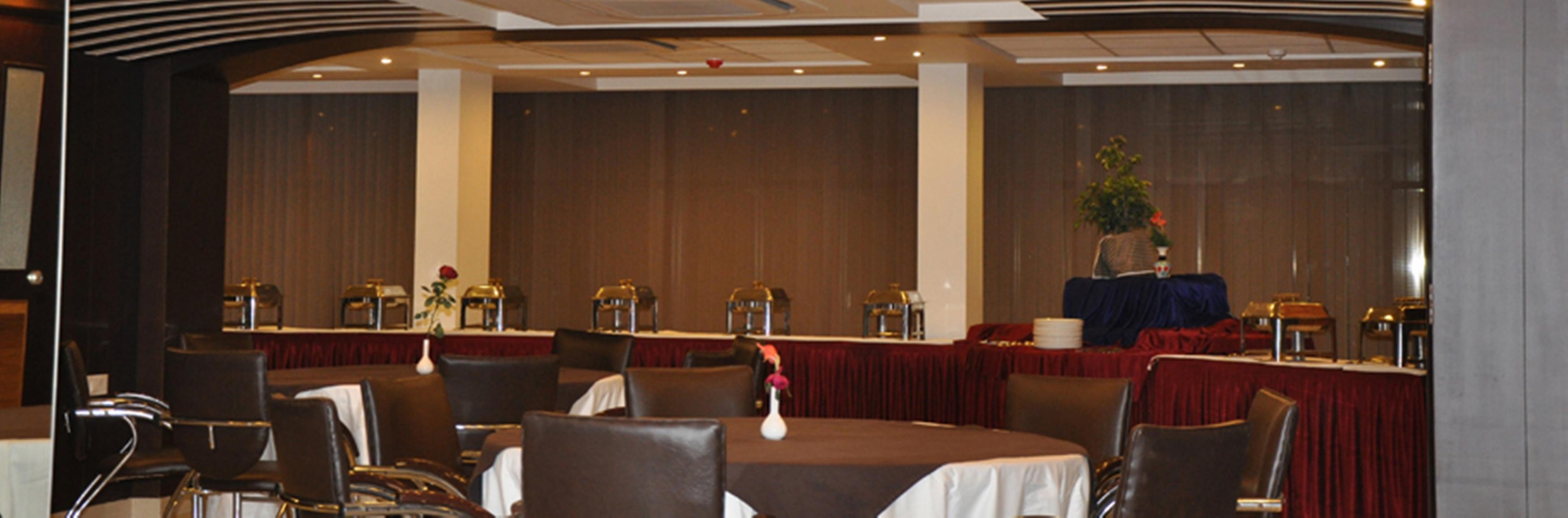 Airport Hotel Grand, New Delhi Nova Deli Exterior foto