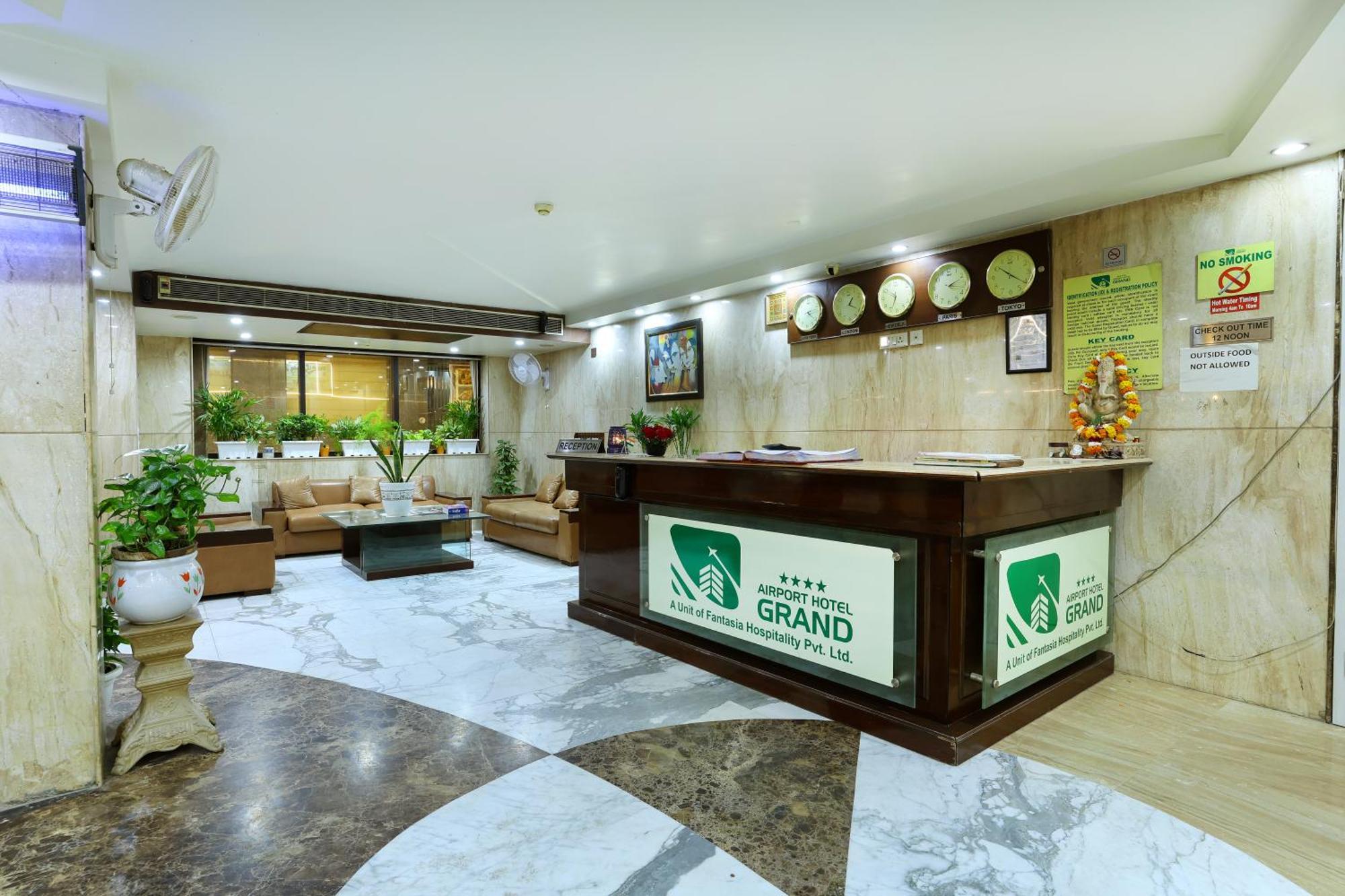 Airport Hotel Grand, New Delhi Nova Deli Exterior foto