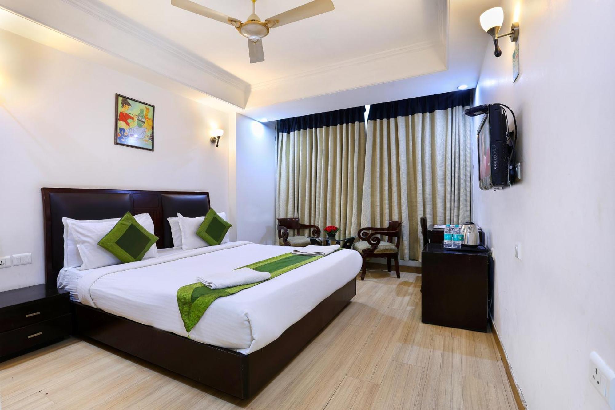 Airport Hotel Grand, New Delhi Nova Deli Exterior foto