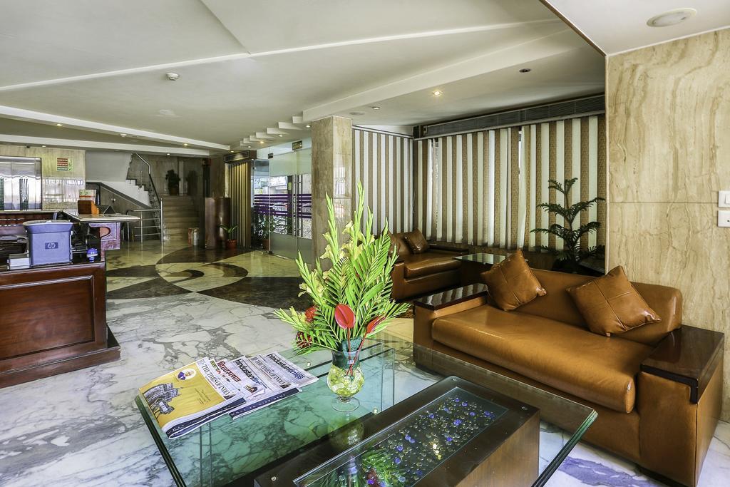 Airport Hotel Grand, New Delhi Nova Deli Exterior foto