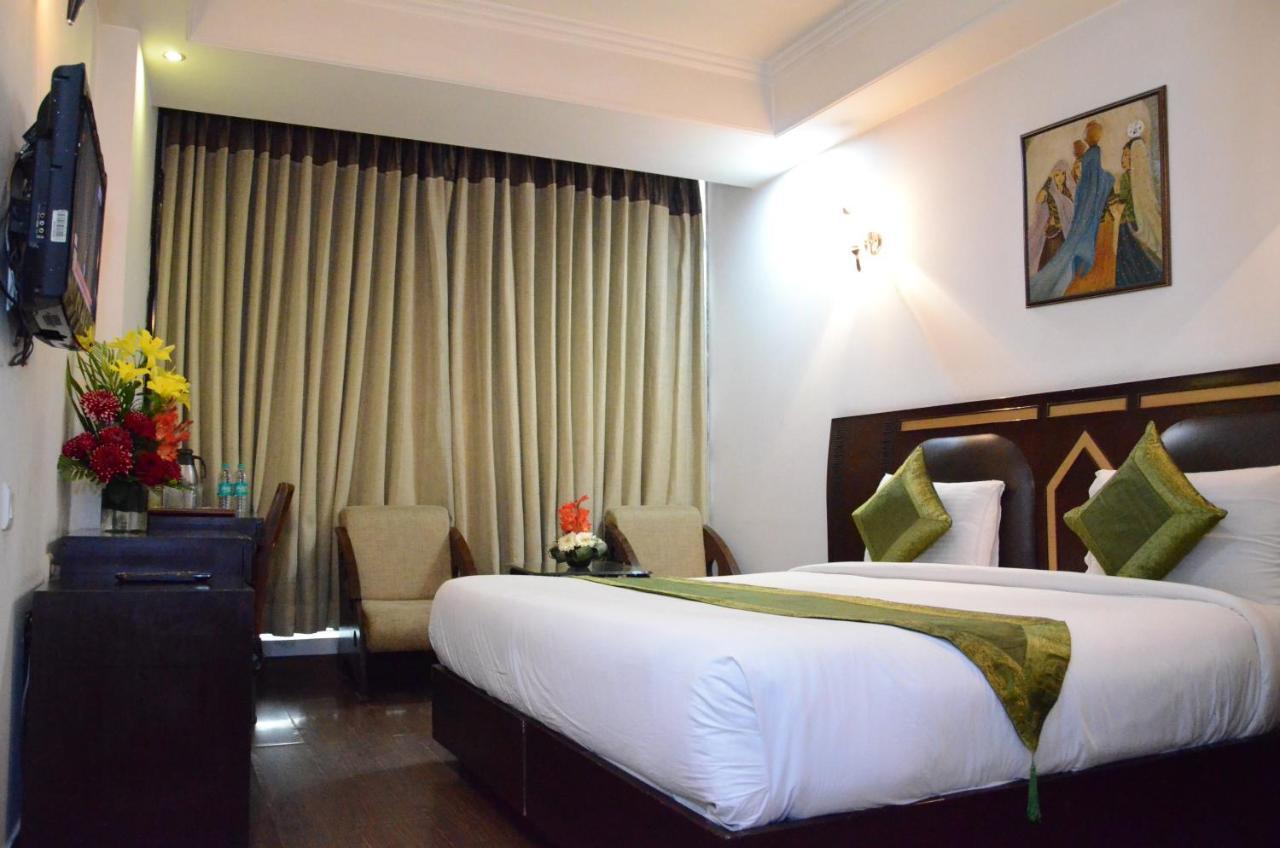Airport Hotel Grand, New Delhi Nova Deli Exterior foto